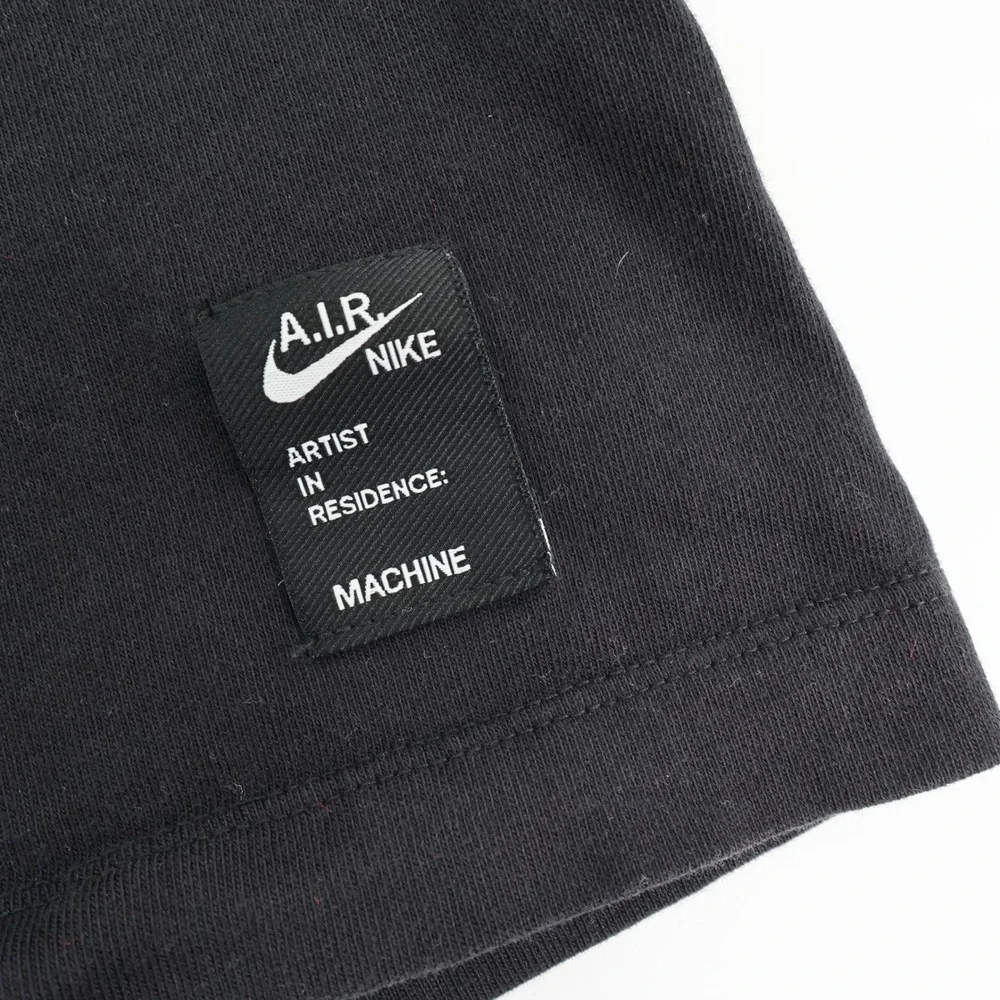 Nike The Nike Tee Black Graphic T-Shirt Artist in Residence Machine Medium‎